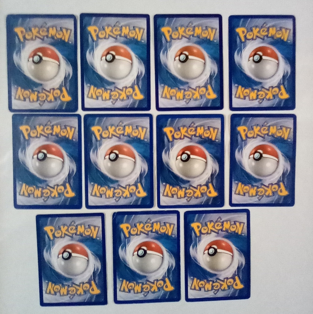 ✨Assorted Pokemon Trainer Cards Bundle✨ - Picture 2 of 3